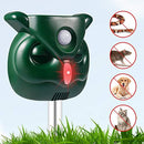 APlus+ Dog Cat Repellent, Ultrasonic Pest Repellent with Motion Sensor and Flashing lights Outdoor Solar Powered Waterproof Farm Garden Yard repellent, Cats, Dogs, Foxes, Birds, Skunks, Rod